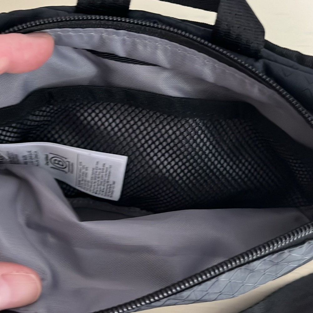 NWOT Athlete Black Crossbody Belt Bag - Picture 6 of 8